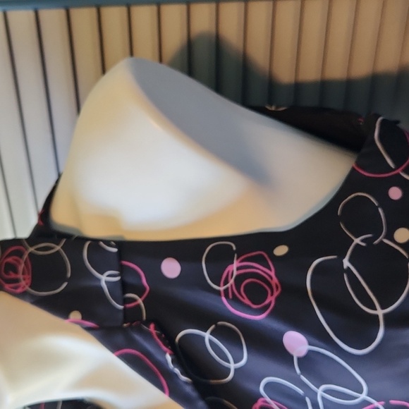 Scarlett Black Sleeveless Dress with Pink Ribbon - Picture 7 of 12